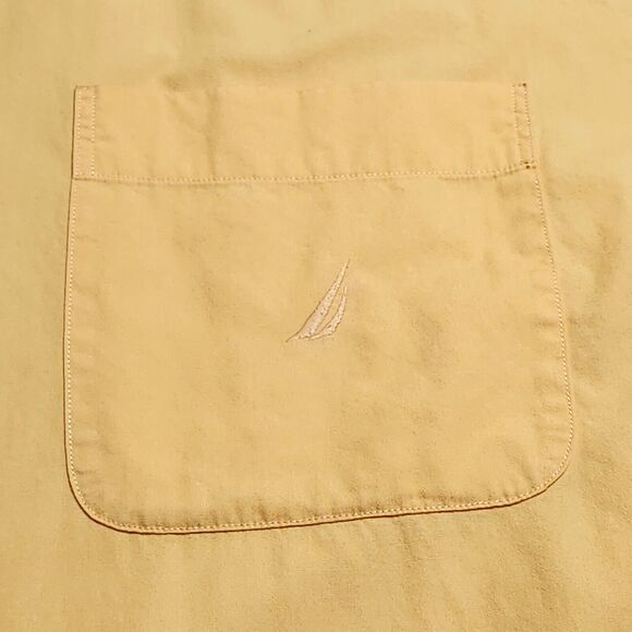 Vintage Nautica Shirt Men XL Bright Yellow Short Sleeve Sailing Button Up Down - Picture 5 of 10